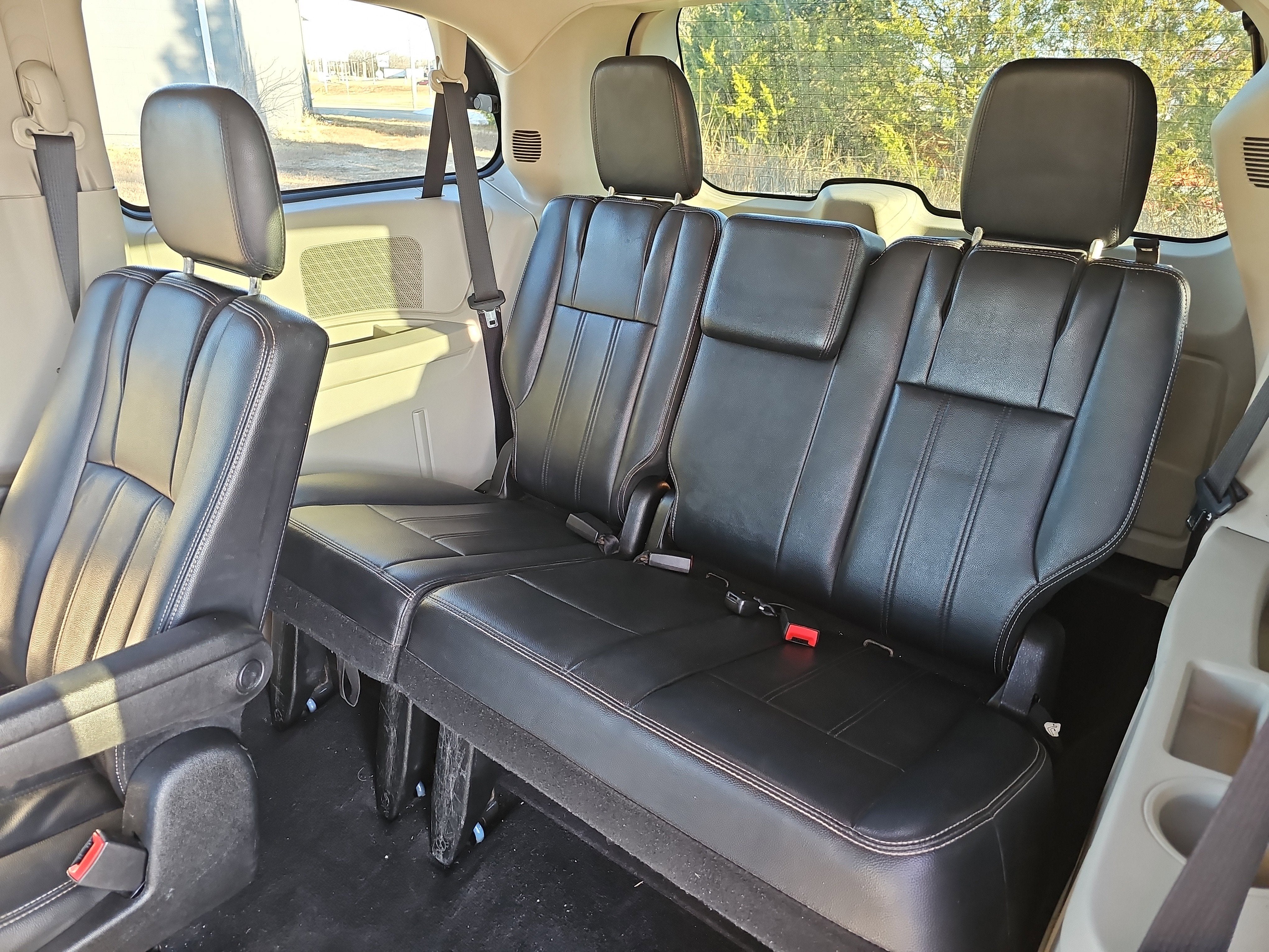 2013 Chrysler Town & Country Touring