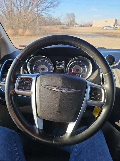 2013 Chrysler Town & Country Touring