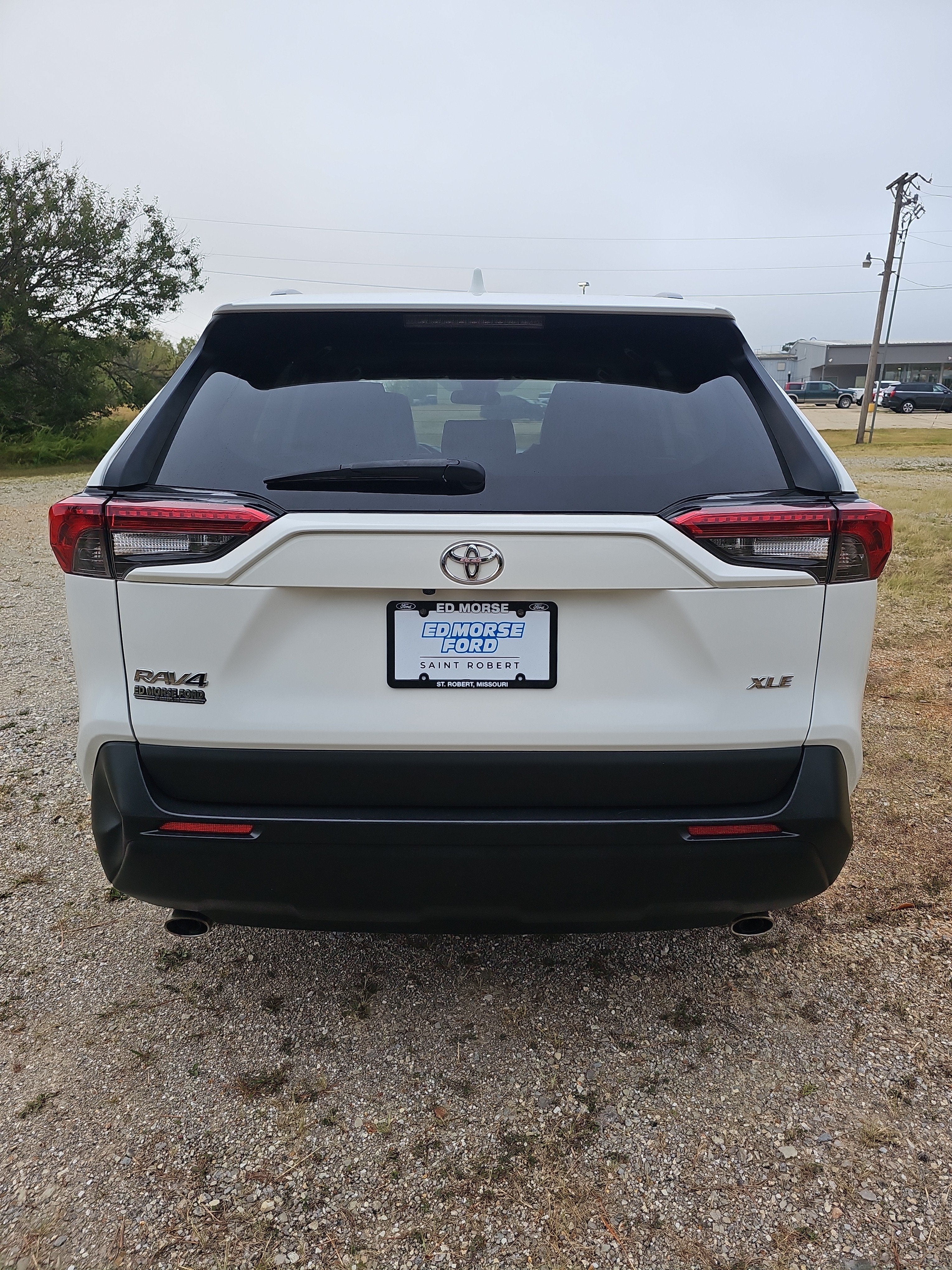 2020 Toyota RAV4 XLE