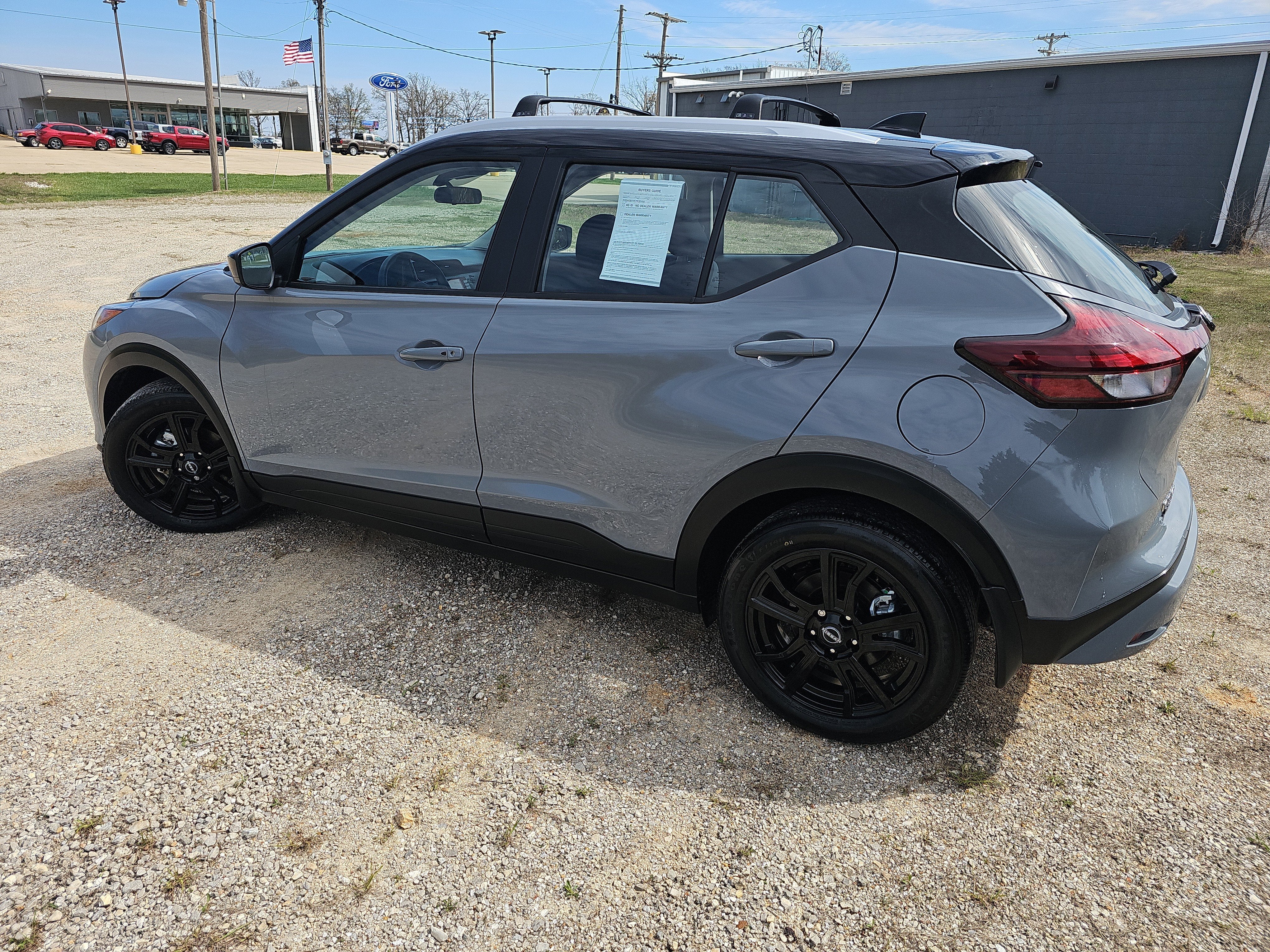 2024 Nissan Kicks SV