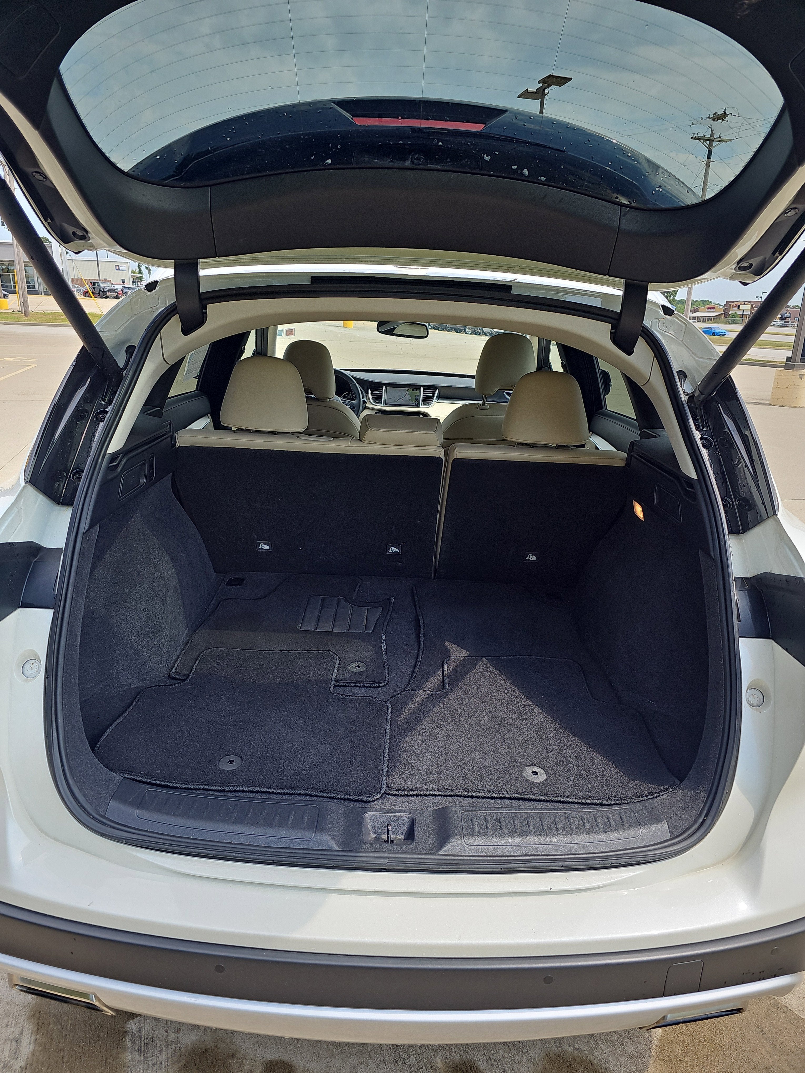 2022 INFINITI QX50 ESSENTIAL