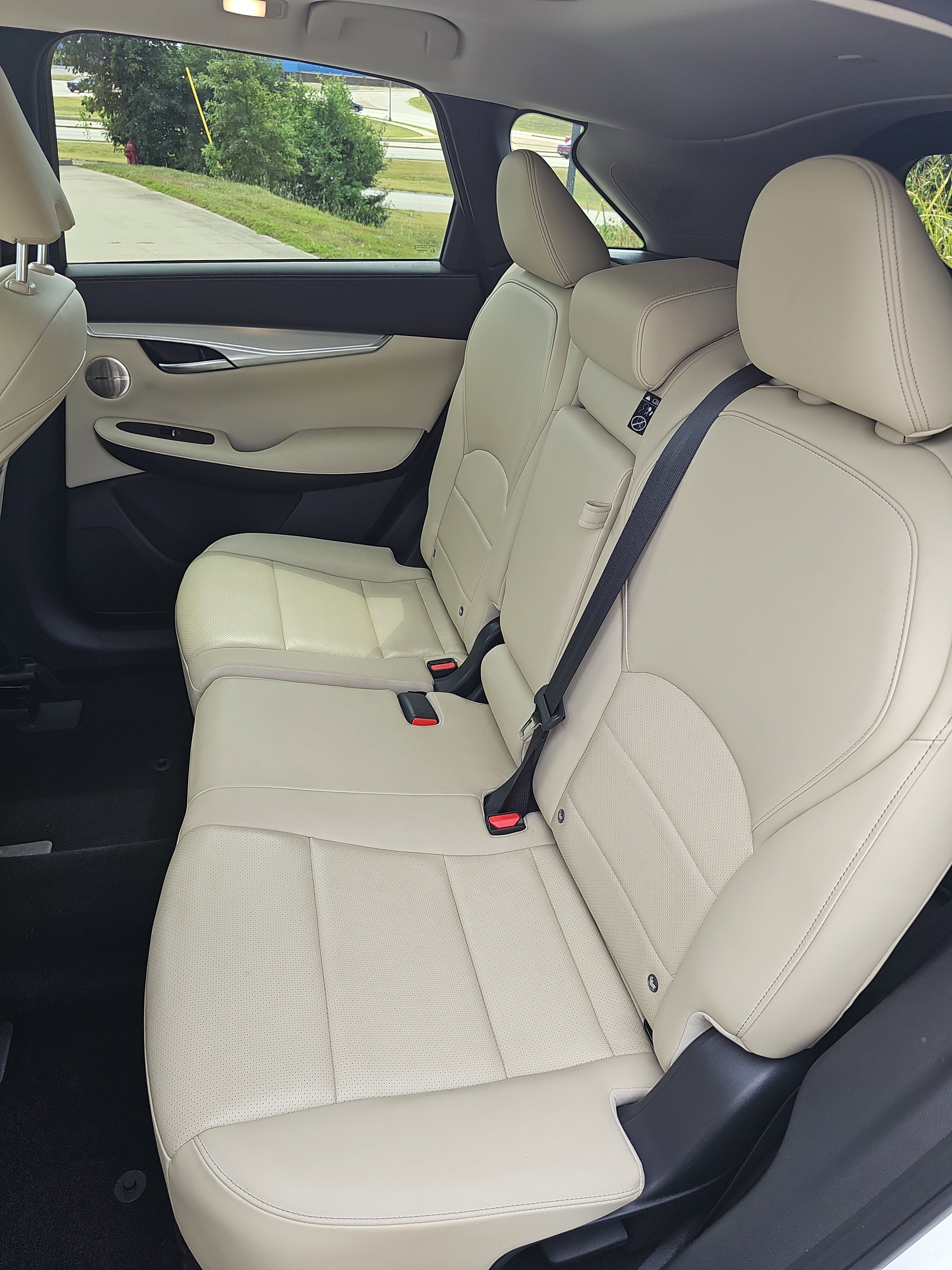 2022 INFINITI QX50 ESSENTIAL