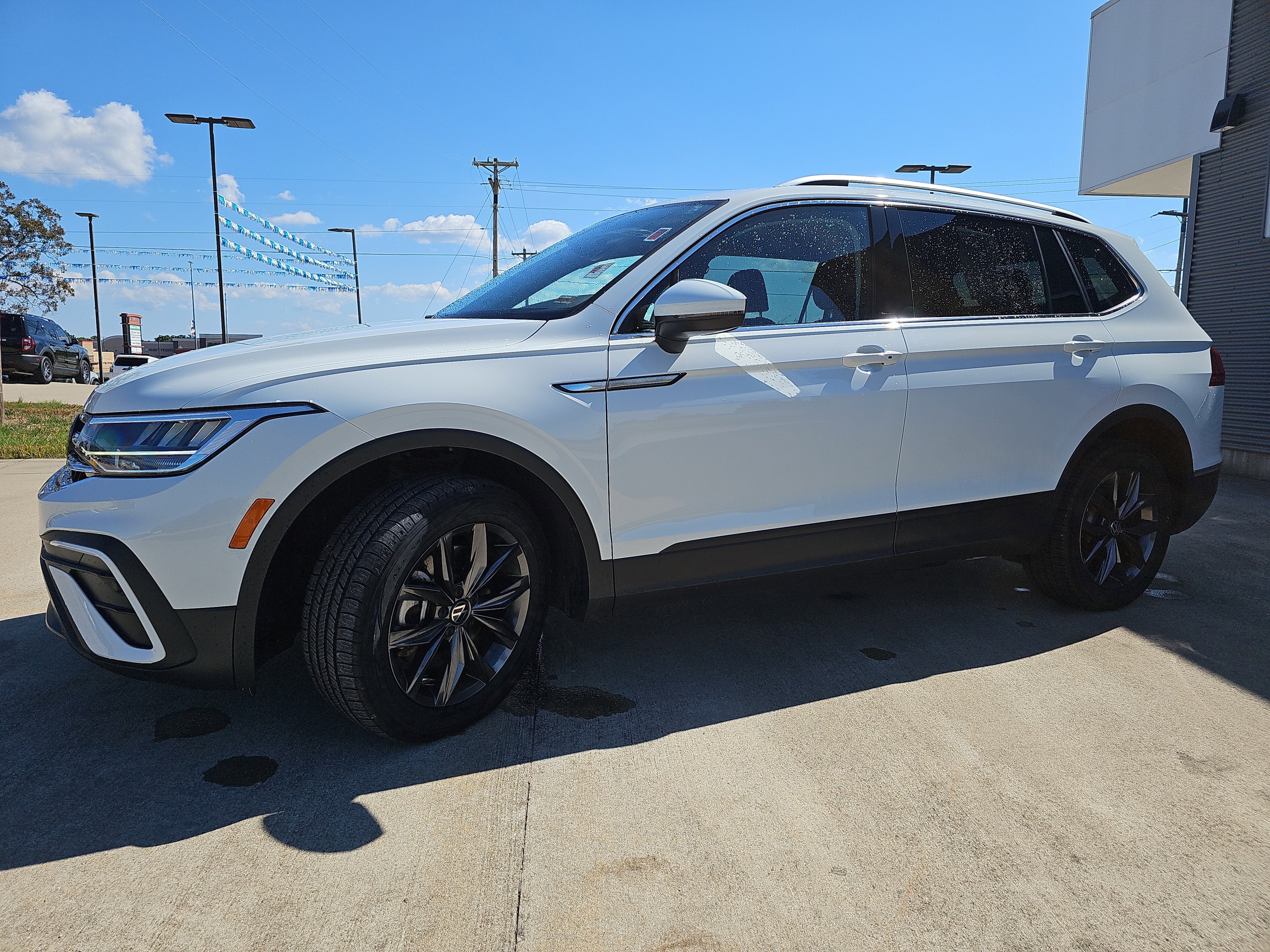 2024 Volkswagen Tiguan SE