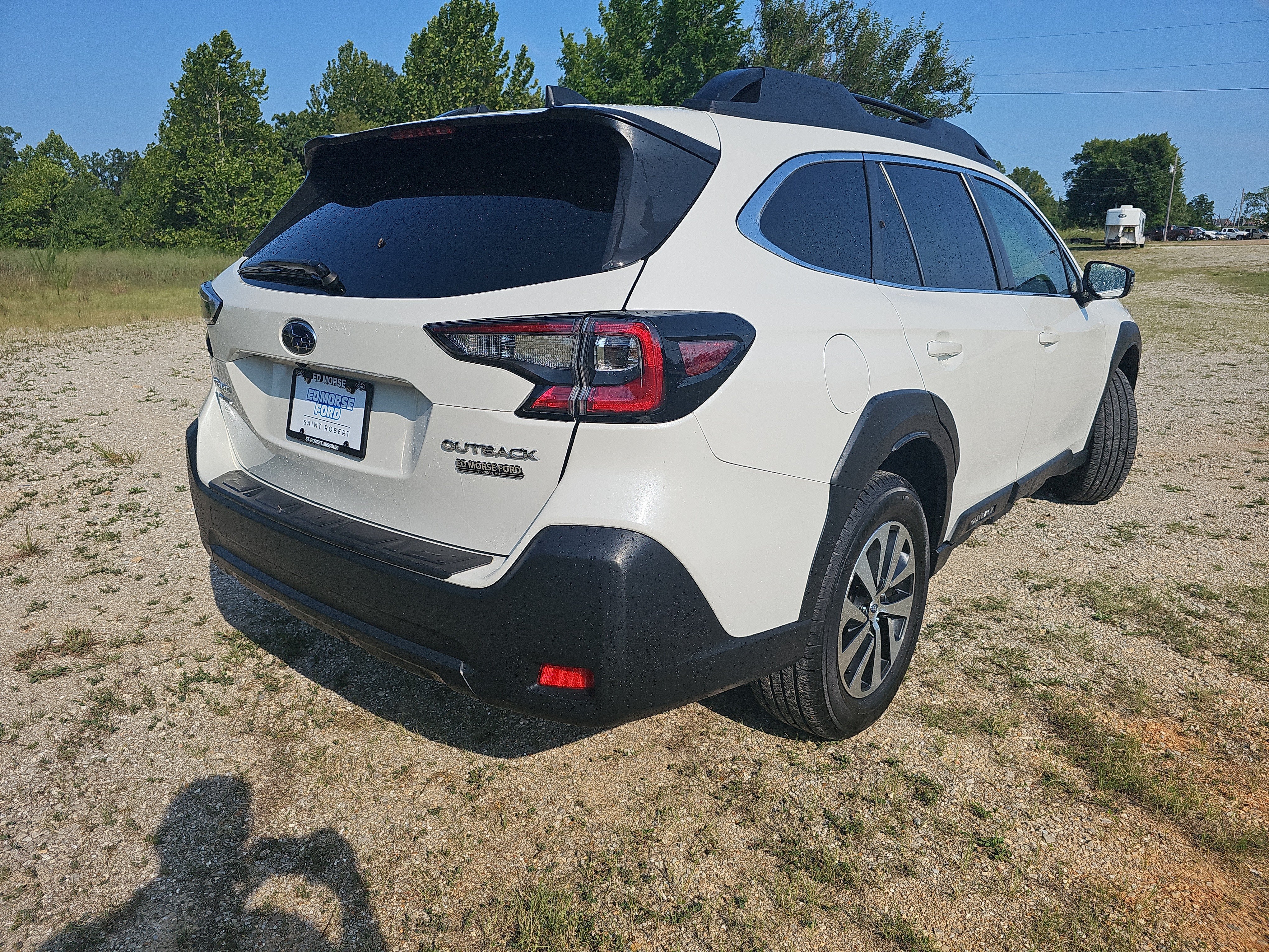 2023 Subaru Outback Premium