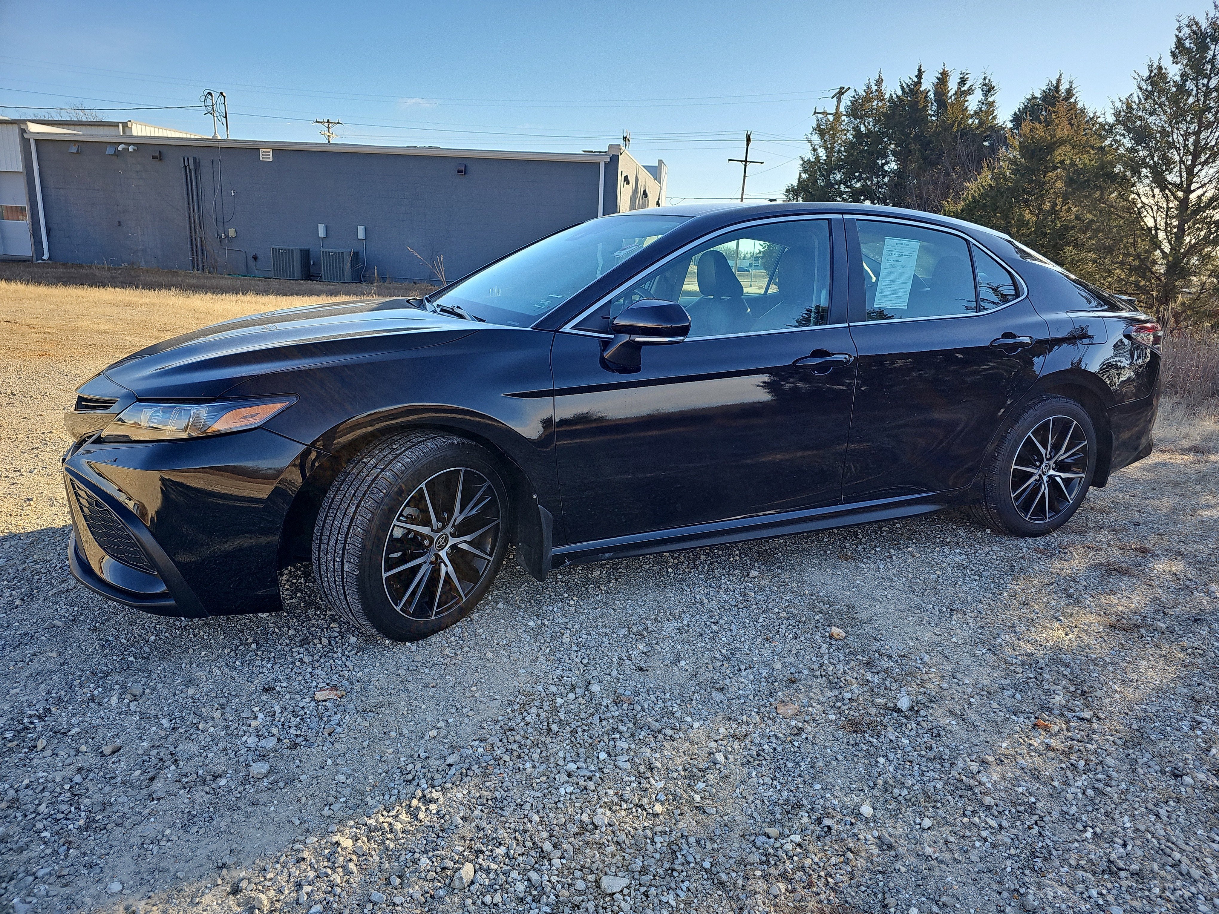 2022 Toyota Camry SE