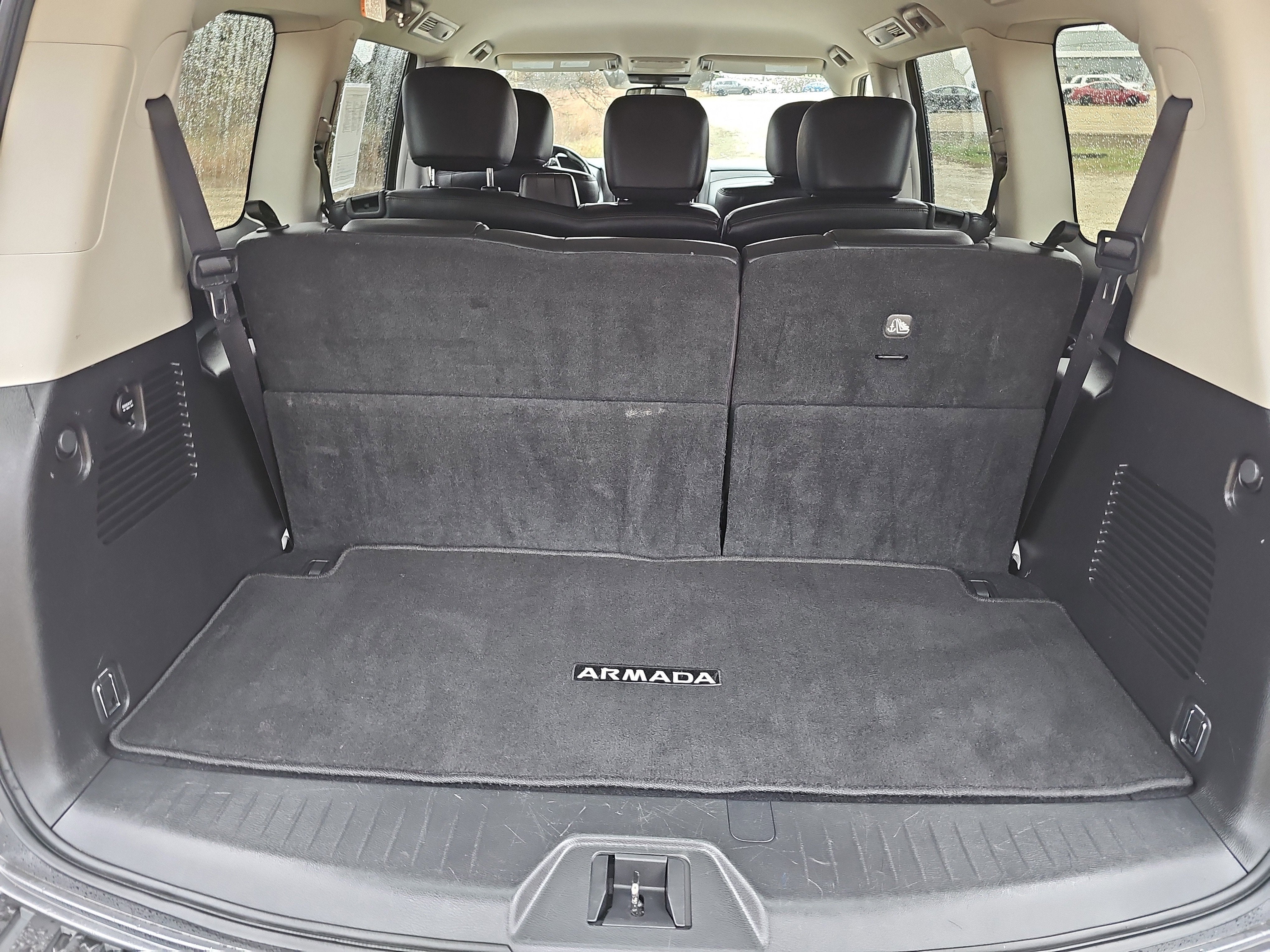 2024 Nissan Armada SV