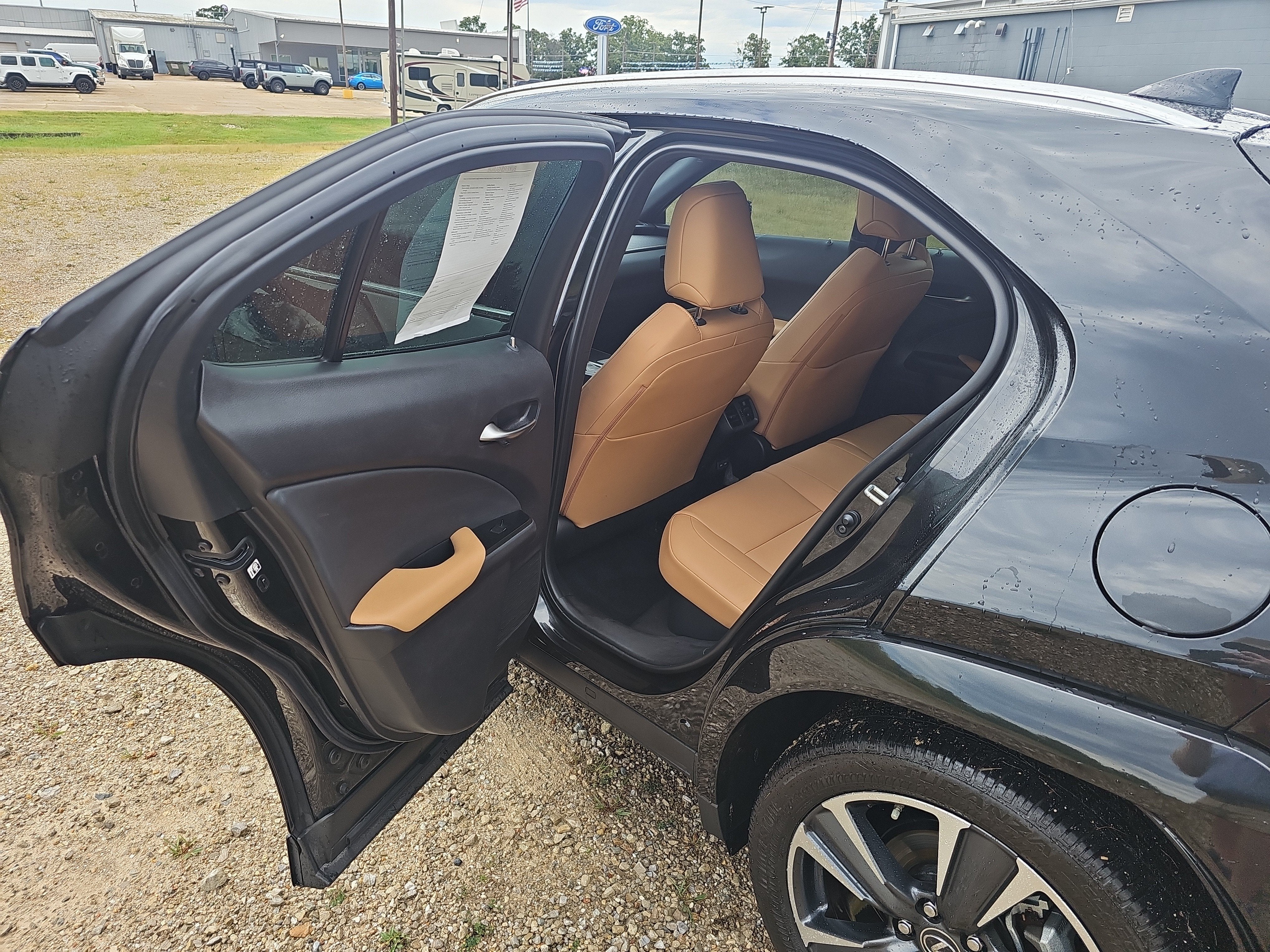2024 Lexus UX UX 250h Premium