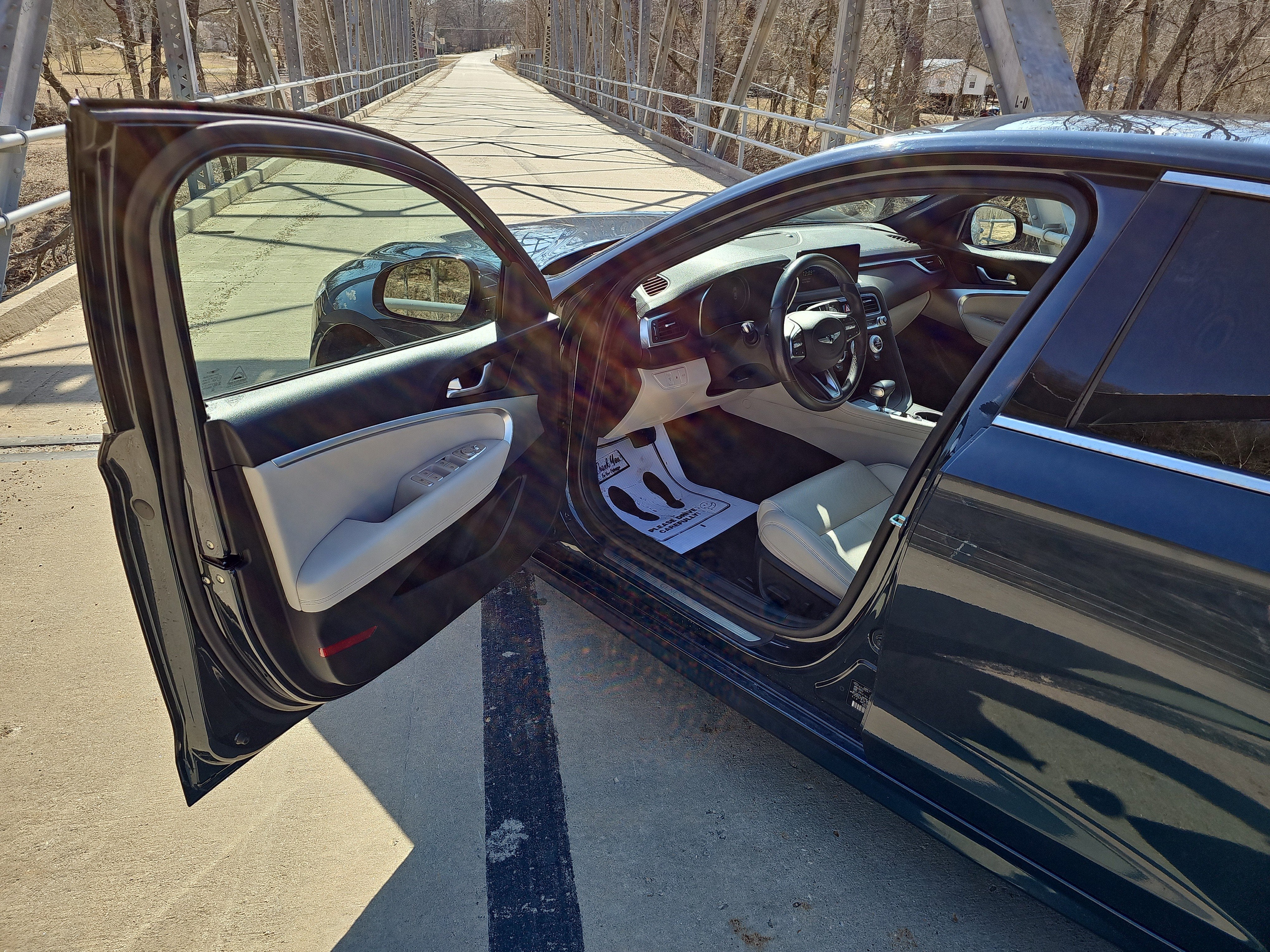 2023 Genesis G70 2.0T