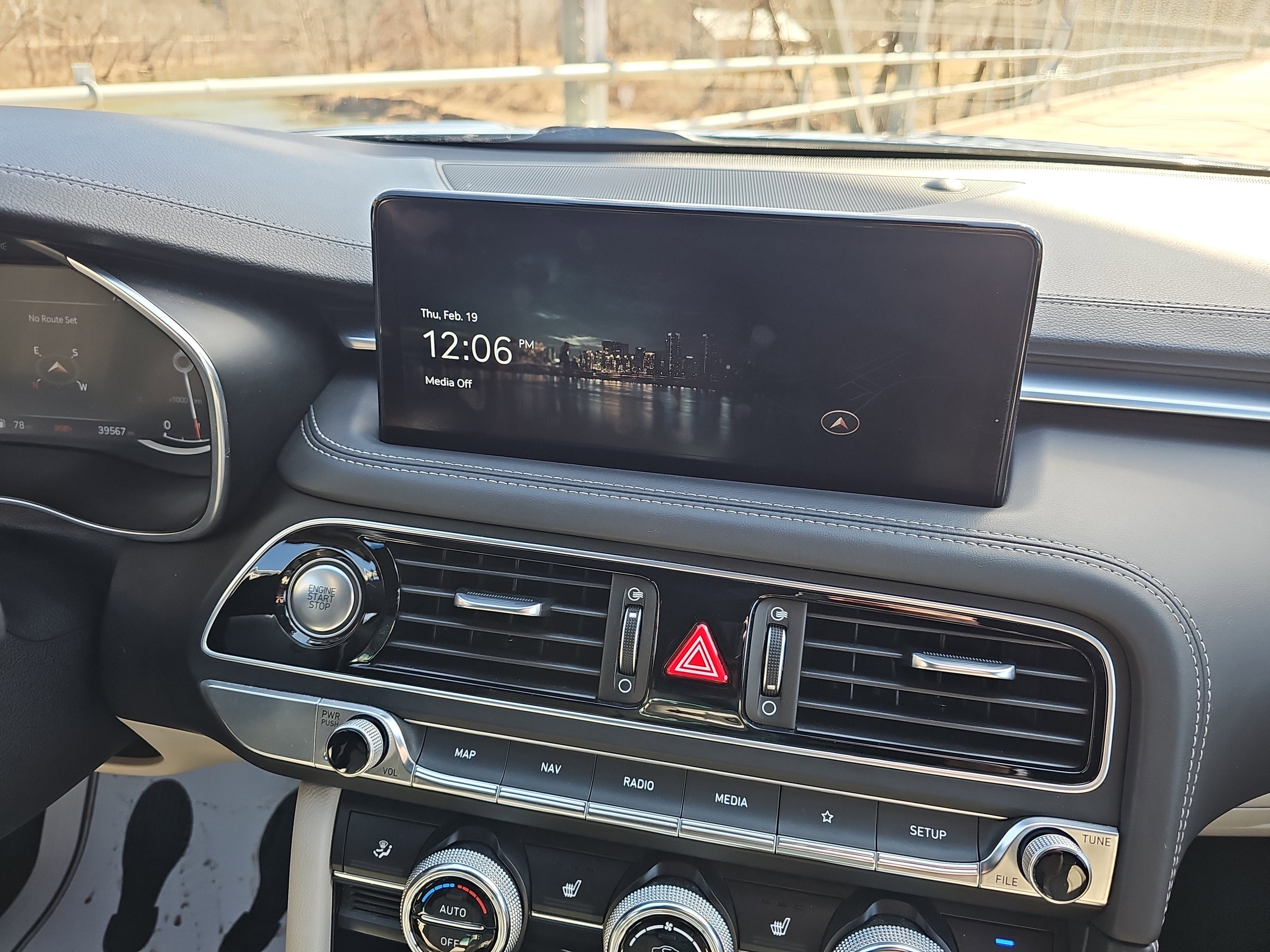 2023 Genesis G70 2.0T