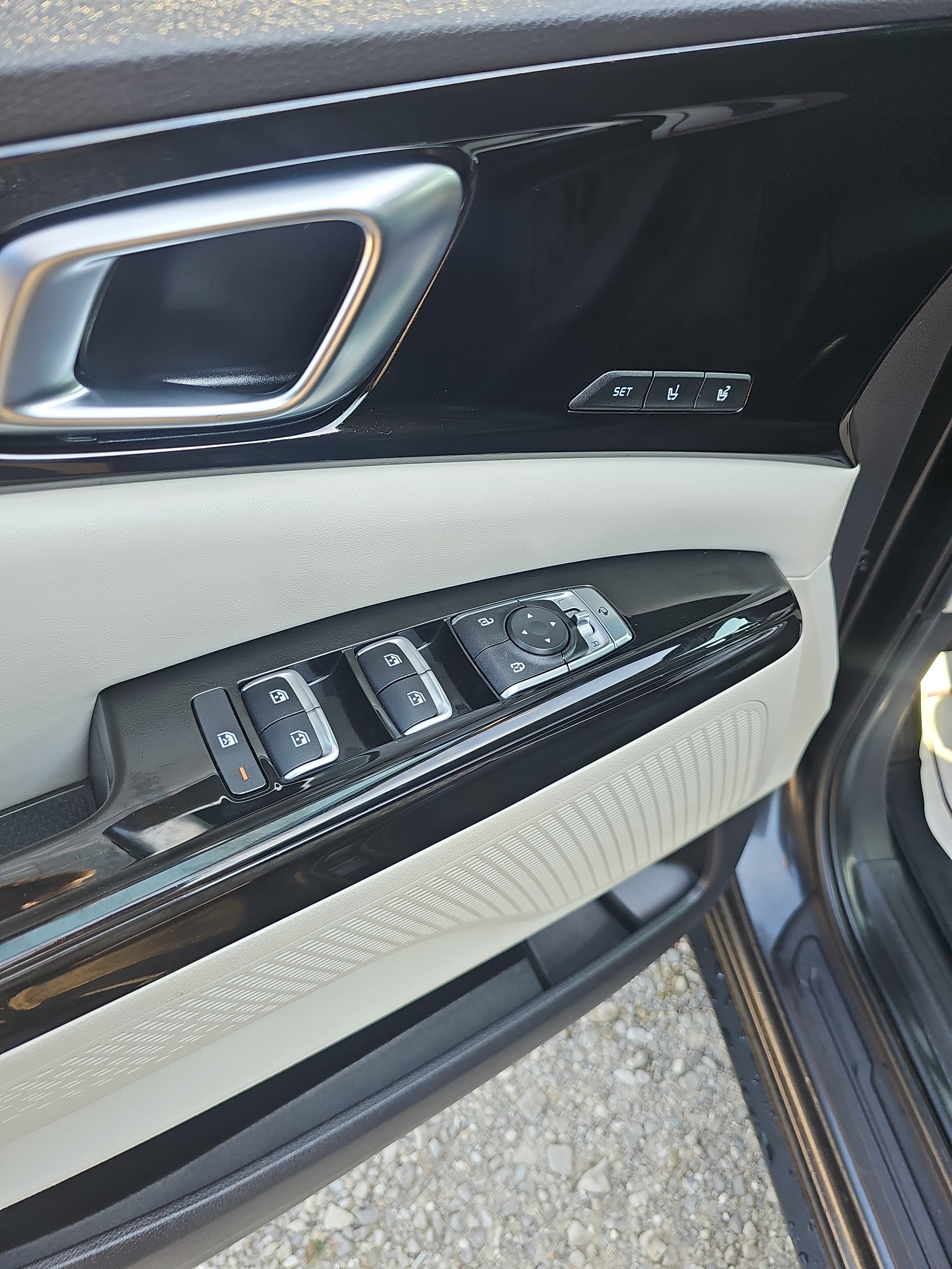 2022 Kia Carnival SX