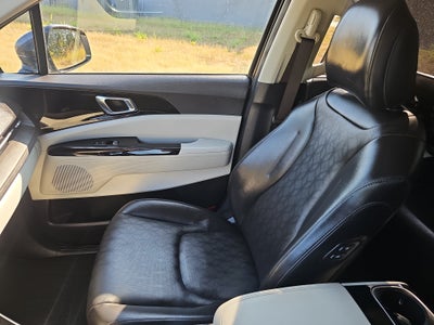 2022 Kia Carnival SX