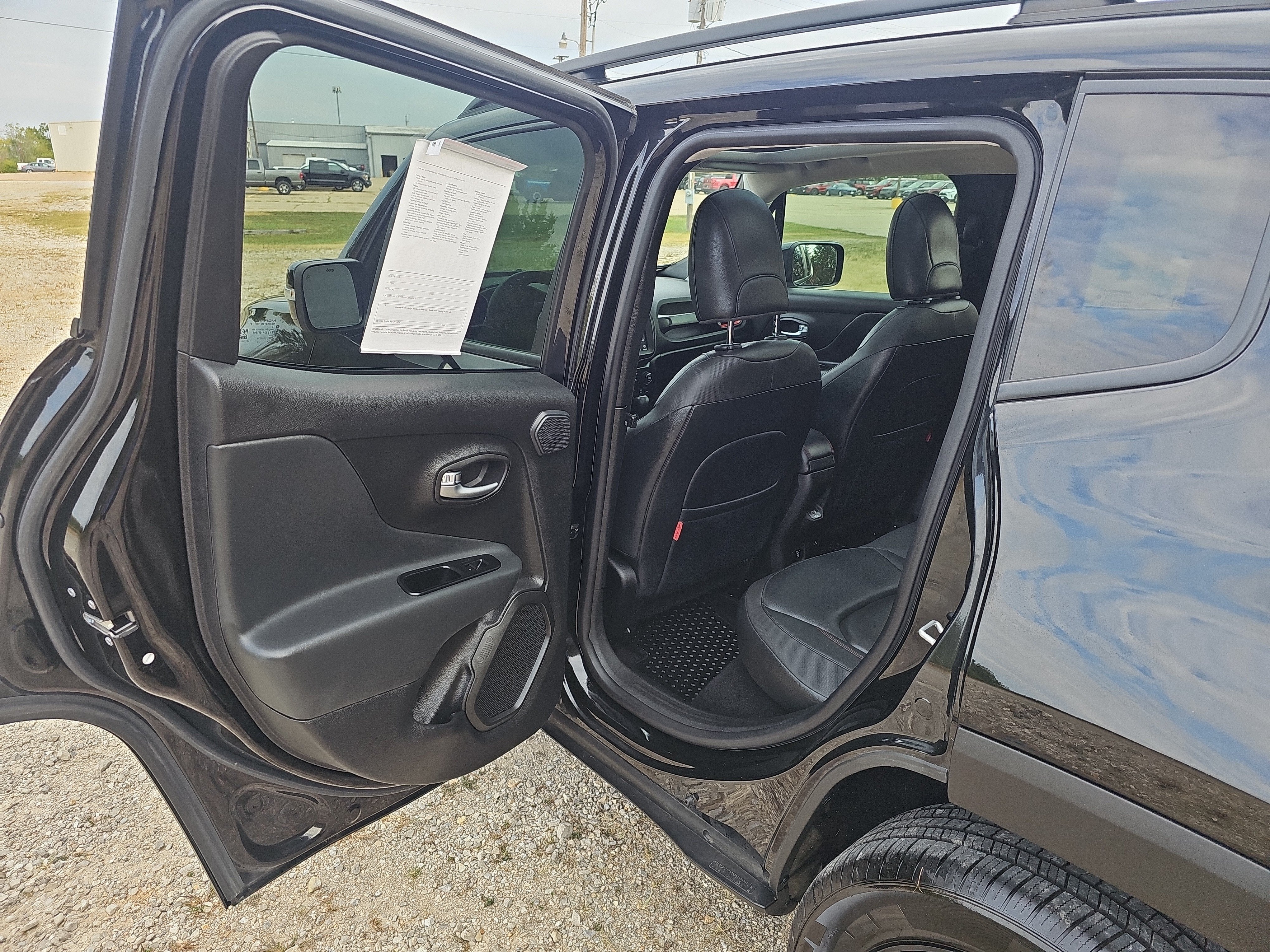 2022 Jeep Renegade Trailhawk