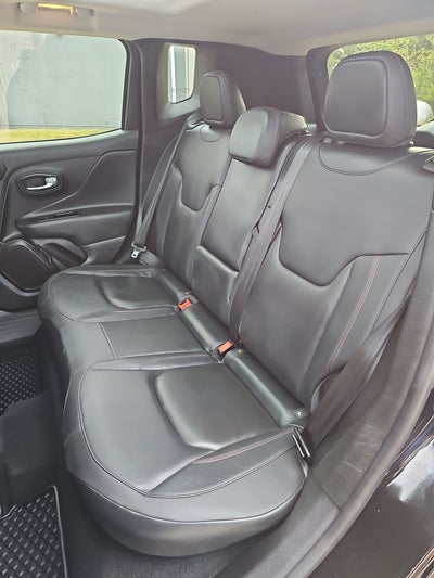 2022 Jeep Renegade Trailhawk