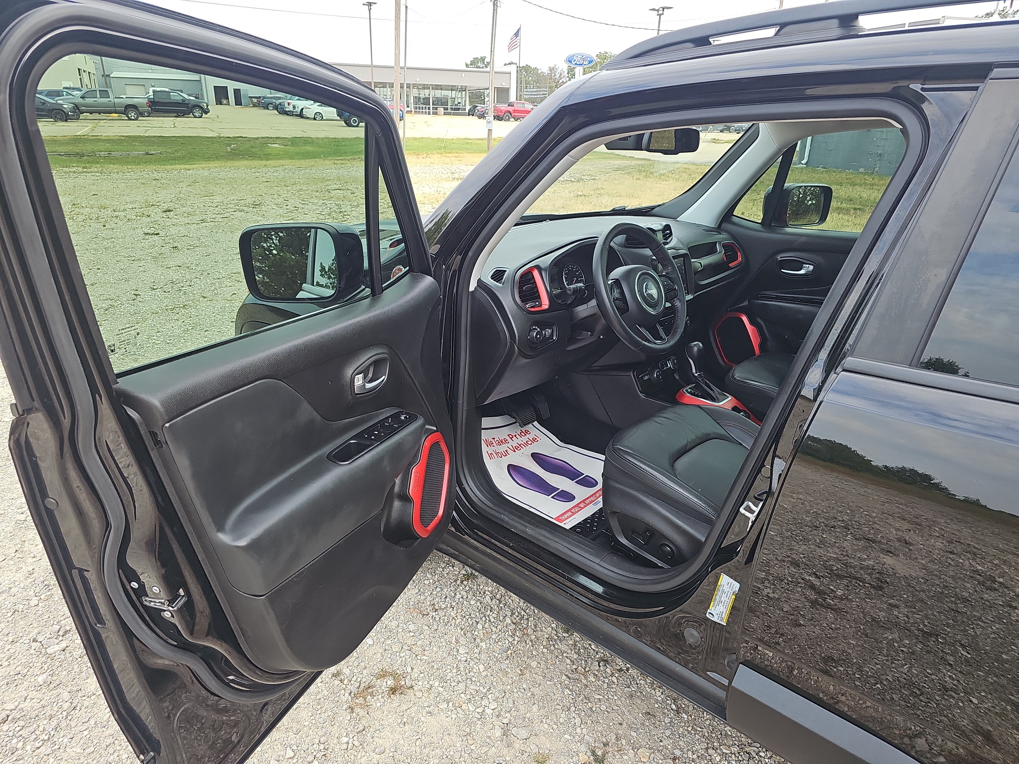 2022 Jeep Renegade Trailhawk