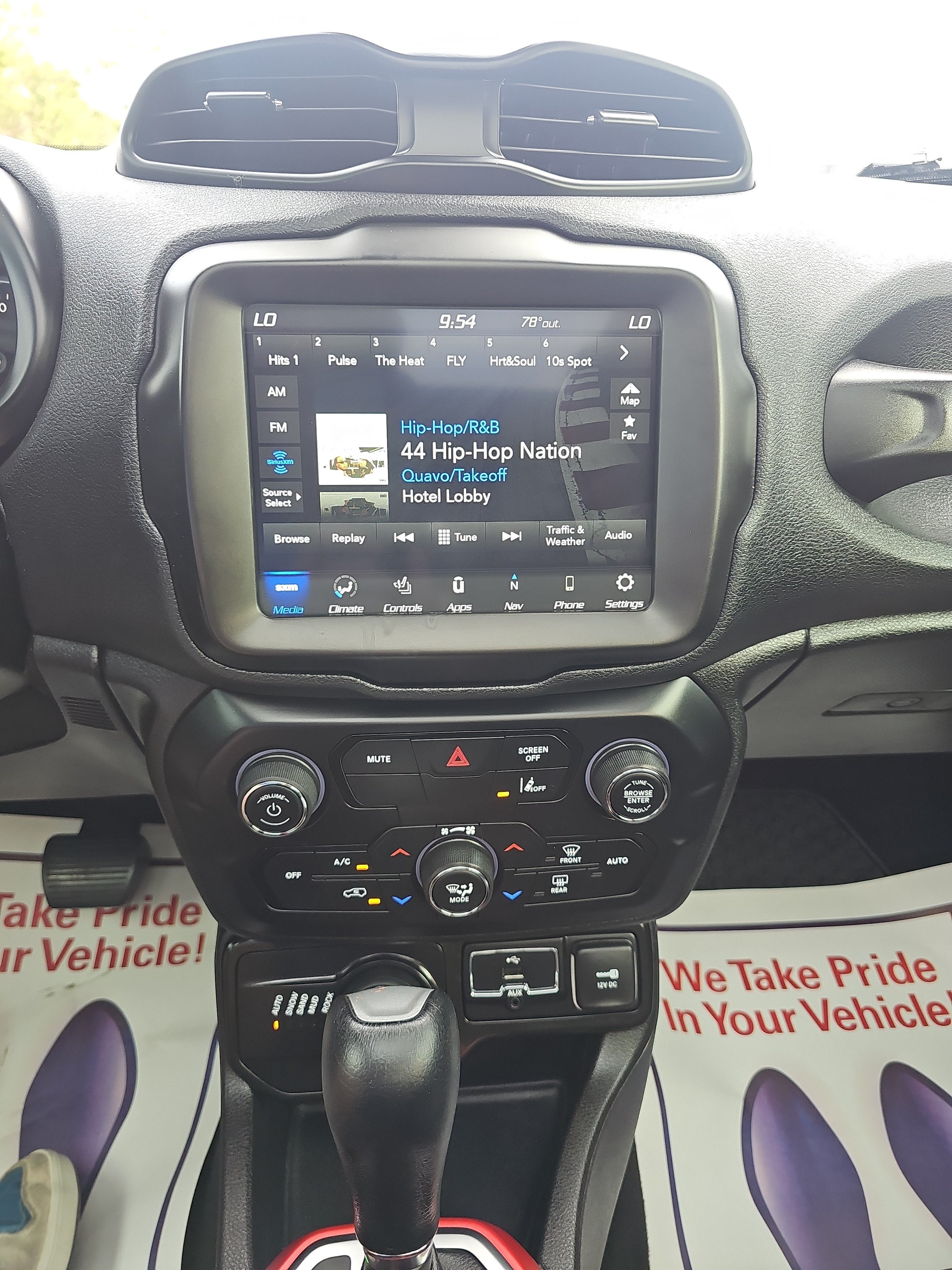 2022 Jeep Renegade Trailhawk