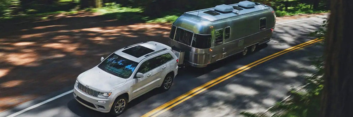 grand Cherokee towing capability